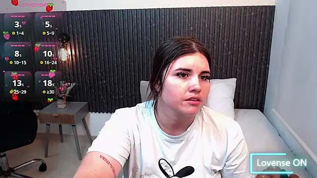 Snapshot of Aabby_lee chatting on November 2, 2025, 6:46 pm Aabby lee online show from November 2, 2025, 6:46 pm