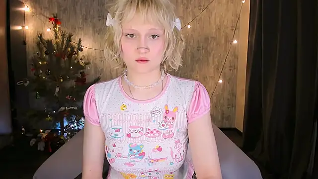 MariaMango online show from January 13, 2026, 7:40 pm