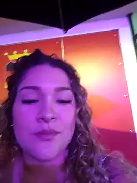 Sara smiiith211 online show from October 4, 2025, 2:24 am