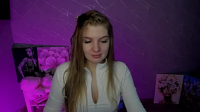 lily williamss online show from May 15, 2026, 11:14 pm