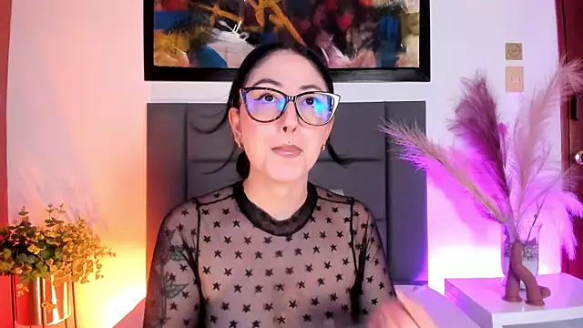 Emilywatsonn online show from March 20, 2026, 12:33 am