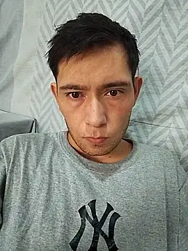 Snapshot of Dante-pervert chatting on March 4, 2026, 11:40 am Dante-pervert online show from March 4, 2026, 11:40 am