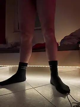 Bennyben8604 online show from December 6, 2024, 10:02 pm