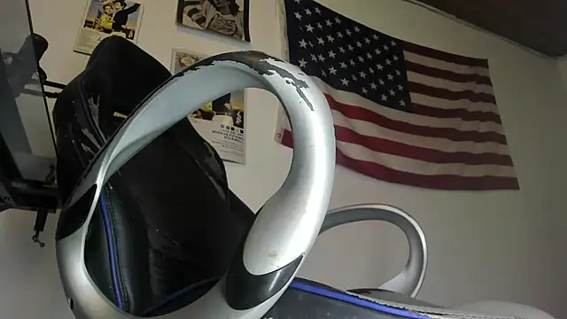 charlie hotxxx online show from April 2, 2026, 3:24 am