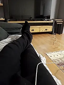 xozox online show from December 1, 2025, 11:05 pm