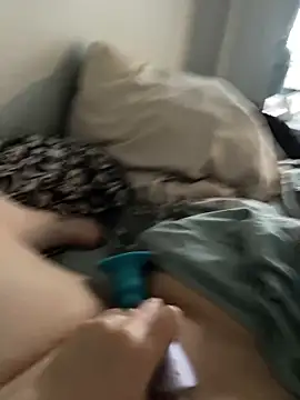 sylviahhh online show from December 29, 2024, 2:00 pm