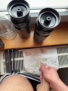 Siggidc2n online show from March 11, 2026, 11:15 am