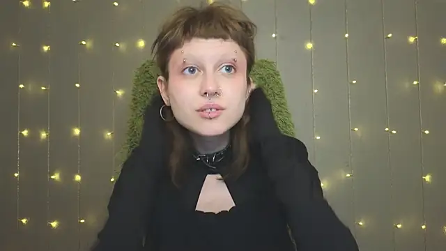 Snapshot of kortny_yo chatting on January 18, 2025, 12:02 am kortny yo online show from January 18, 2025, 12:02 am