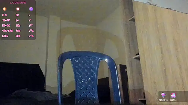 Snapshot of thomas_santtos1 chatting on July 15, 2026, 1:29 pm thomas santtos1 online show from July 15, 2026, 1:29 pm
