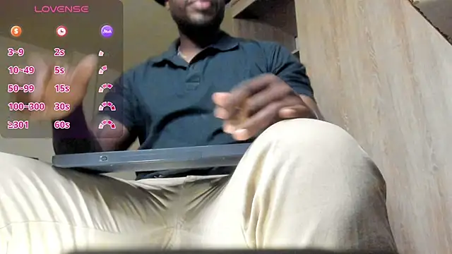 Snapshot of thomas_santtos1 chatting on July 29, 2026, 3:44 pm thomas santtos1 online show from July 29, 2026, 3:44 pm