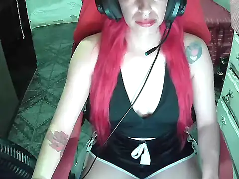 ManuEscarlate13 online show from January 9, 2025, 6:48 am