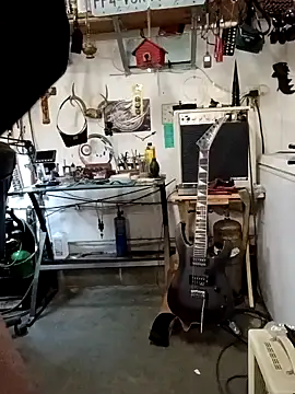 Snapshot of Danialanon chatting on November 27, 2025, 9:37 pm Danialanon online show from November 27, 2025, 9:37 pm