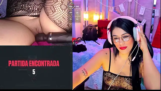 Snapshot of ValentinaGames chatting on February 4, 2026, 4:40 am ValentinaGames online show from February 4, 2026, 4:40 am