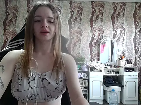 samanta55555 online show from May 19, 2026, 8:43 am
