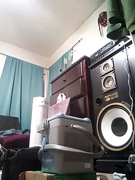 Snapshot of LongDickZee562 chatting on March 1, 2025, 7:51 am LongDickZee562 online show from March 1, 2025, 7:51 am