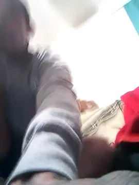 Snapshot of LongDickZee562 chatting on March 6, 2025, 9:25 am LongDickZee562 online show from March 6, 2025, 9:25 am