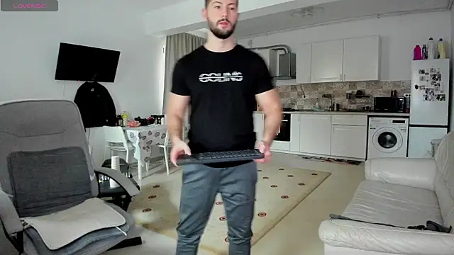 Snapshot of ZackFraser chatting on November 4, 2025, 9:24 am ZackFraser online show from November 4, 2025, 9:24 am