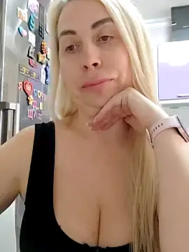 HotJanet online show from March 17, 2025, 11:53 am