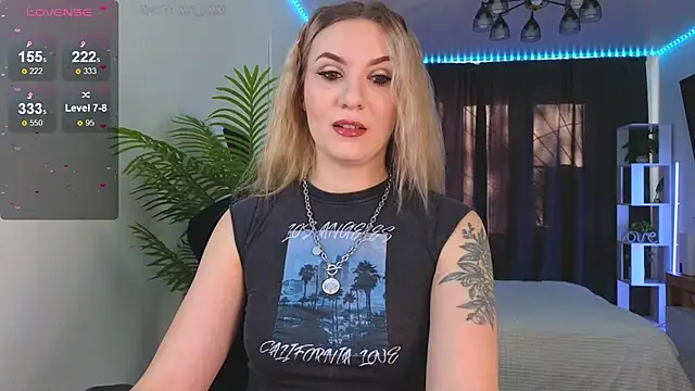 Maria Shy online show from November 17, 2025, 7:23 am