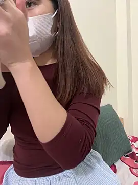 Snapshot of Seena-Mochi chatting on December 31, 2024, 5:55 am Seena-Mochi online show from December 31, 2024, 5:55 am