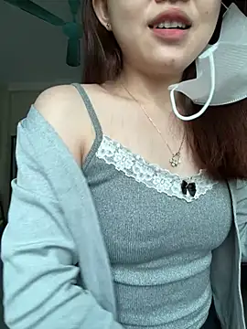 Snapshot of Seena-Mochi chatting on January 8, 2025, 4:55 am Seena-Mochi online show from January 8, 2025, 4:55 am