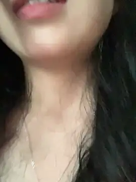 Snapshot of Seena-Mochi chatting on December 19, 2024, 4:56 am Seena-Mochi online show from December 19, 2024, 4:56 am