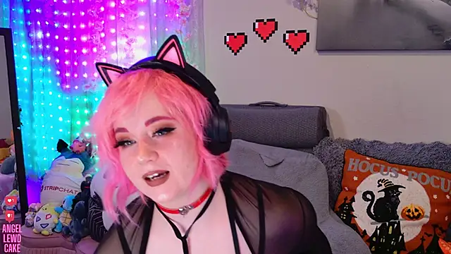 Angel-Lewd-Cake online show from April 10, 2026, 4:08 am