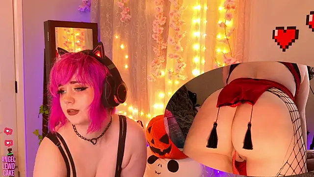 Angel-Lewd-Cake online show from November 8, 2025, 5:22 am