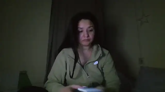 Snapshot of Linusya chatting on February 6, 2026, 4:47 pm Linusya online show from February 6, 2026, 4:47 pm