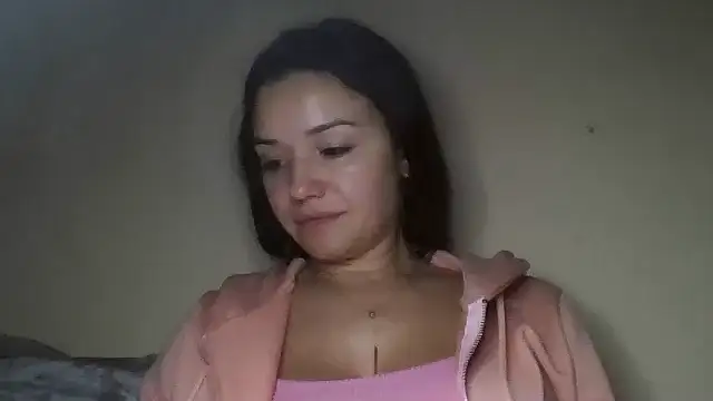 Snapshot of Linusya chatting on October 28, 2025, 4:39 pm Linusya online show from October 28, 2025, 4:39 pm