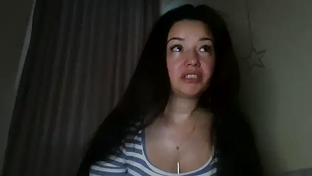 Snapshot of Linusya chatting on February 9, 2026, 1:31 pm Linusya online show from February 9, 2026, 1:31 pm