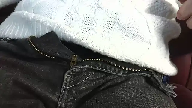 smoothandtiny online show from March 19, 2026, 8:14 am