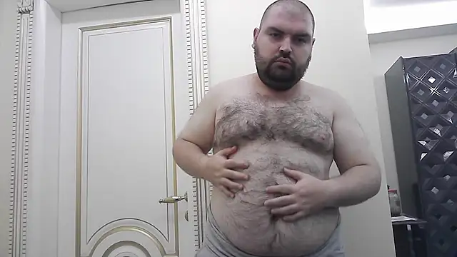 KIZLAZIMYaa online show from November 11, 2025, 8:36 pm