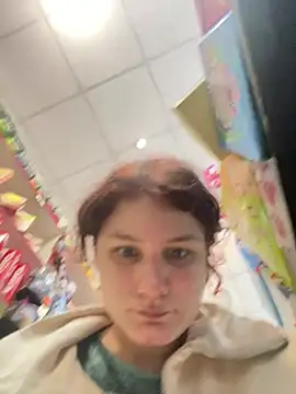 Snapshot of Charlotte_wow chatting on January 19, 2026, 8:29 am Charlotte wow online show from January 19, 2026, 8:29 am