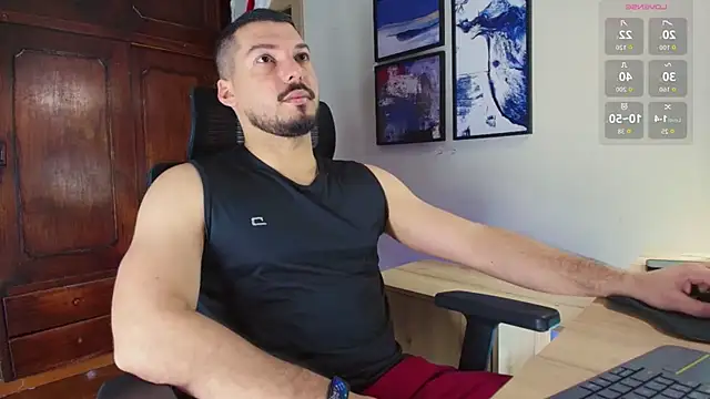 HenryBenso online show from December 16, 2025, 8:46 pm