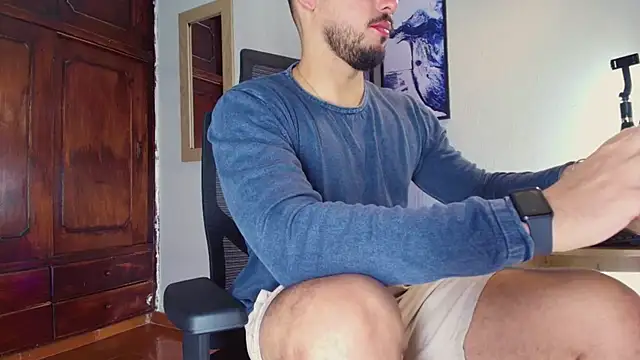 HenryBenso online show from November 7, 2025, 10:09 am