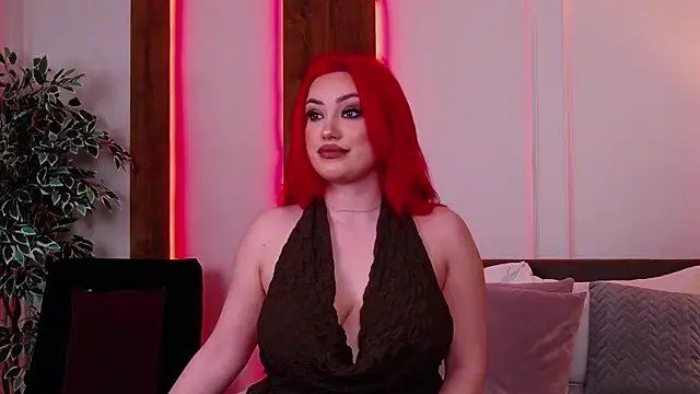 EmyHilton online show from February 16, 2026, 6:12 am