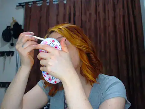 Snapshot of Redhead_incandy chatting on June 22, 2026, 3:47 am Redhead incandy online show from June 22, 2026, 3:47 am