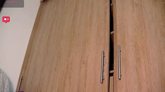 aidaadams online show from February 20, 2026, 11:34 am