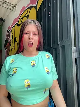 Hotnightsexxx online show from April 5, 2026, 6:58 pm