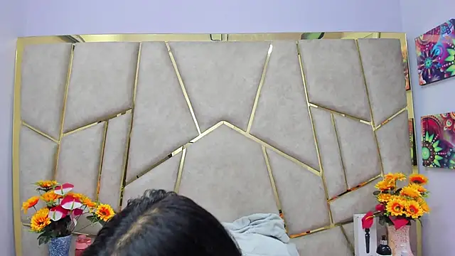 Kloe Candy1 online show from November 8, 2025, 5:11 am