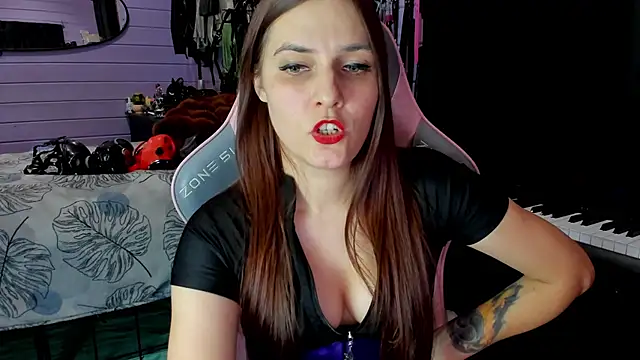 Stroynyash online show from December 15, 2025, 9:20 pm