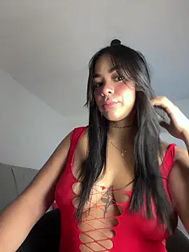 Snapshot of IsabelaVanegas_ chatting on November 20, 2025, 6:08 pm IsabelaVanegas online show from November 20, 2025, 6:08 pm
