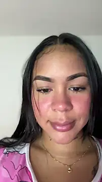 Snapshot of IsabelaVanegas_ chatting on January 19, 2026, 4:22 pm IsabelaVanegas online show from January 19, 2026, 4:22 pm