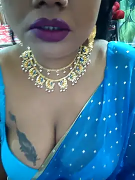 Snapshot of YR-SHIVANI chatting on February 6, 2026, 6:20 am YR-SHIVANI online show from February 6, 2026, 6:20 am