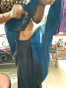 Snapshot of YR-SHIVANI chatting on March 23, 2025, 7:53 am YR-SHIVANI online show from March 23, 2025, 7:53 am