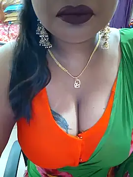 Snapshot of YR-SHIVANI chatting on September 24, 2025, 3:57 am YR-SHIVANI online show from September 24, 2025, 3:57 am