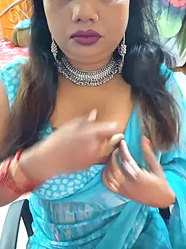 Snapshot of YR-SHIVANI chatting on February 4, 2026, 5:35 am YR-SHIVANI online show from February 4, 2026, 5:35 am