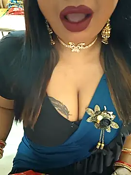 Snapshot of YR-SHIVANI chatting on February 25, 2025, 5:40 pm YR-SHIVANI online show from February 25, 2025, 5:40 pm