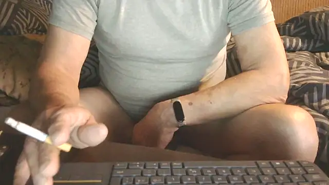 dannedonger2 online show from October 27, 2025, 10:54 pm